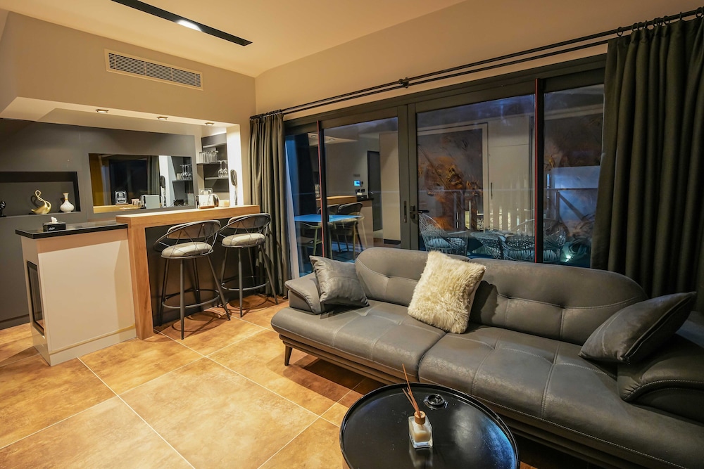 ramitos boutique hotel