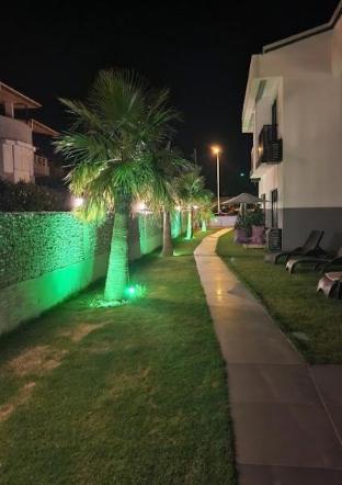 Side Mira Palace,,4 star
