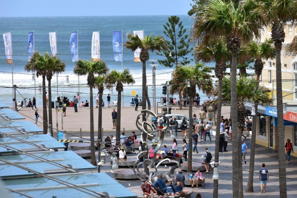 boardrider backpacker and budget motel