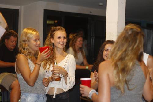 boardrider backpacker and budget motel