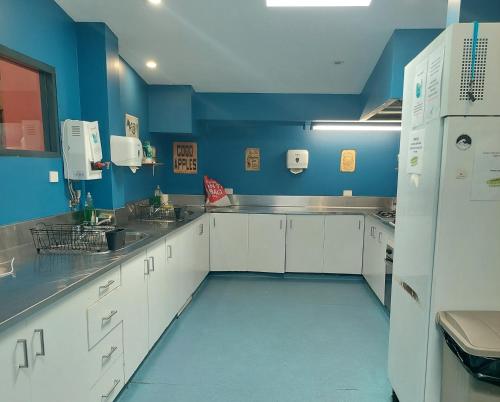 boardrider backpacker and budget motel