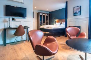 the huxley copenhagen bw premier collection