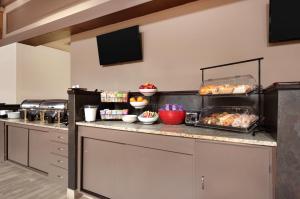 Red Lion Hotel Gillette,,3 star