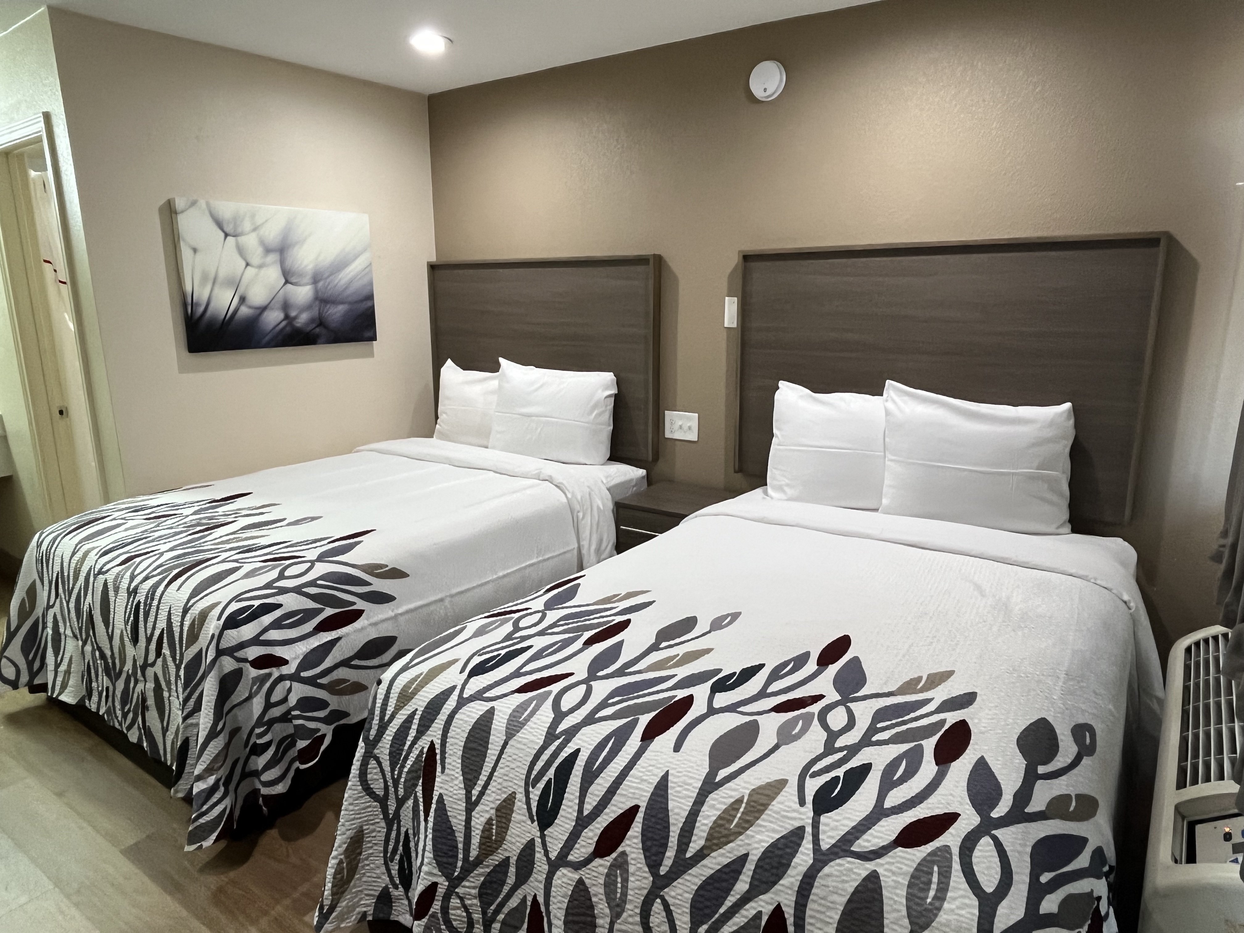 red roof inn haltom city