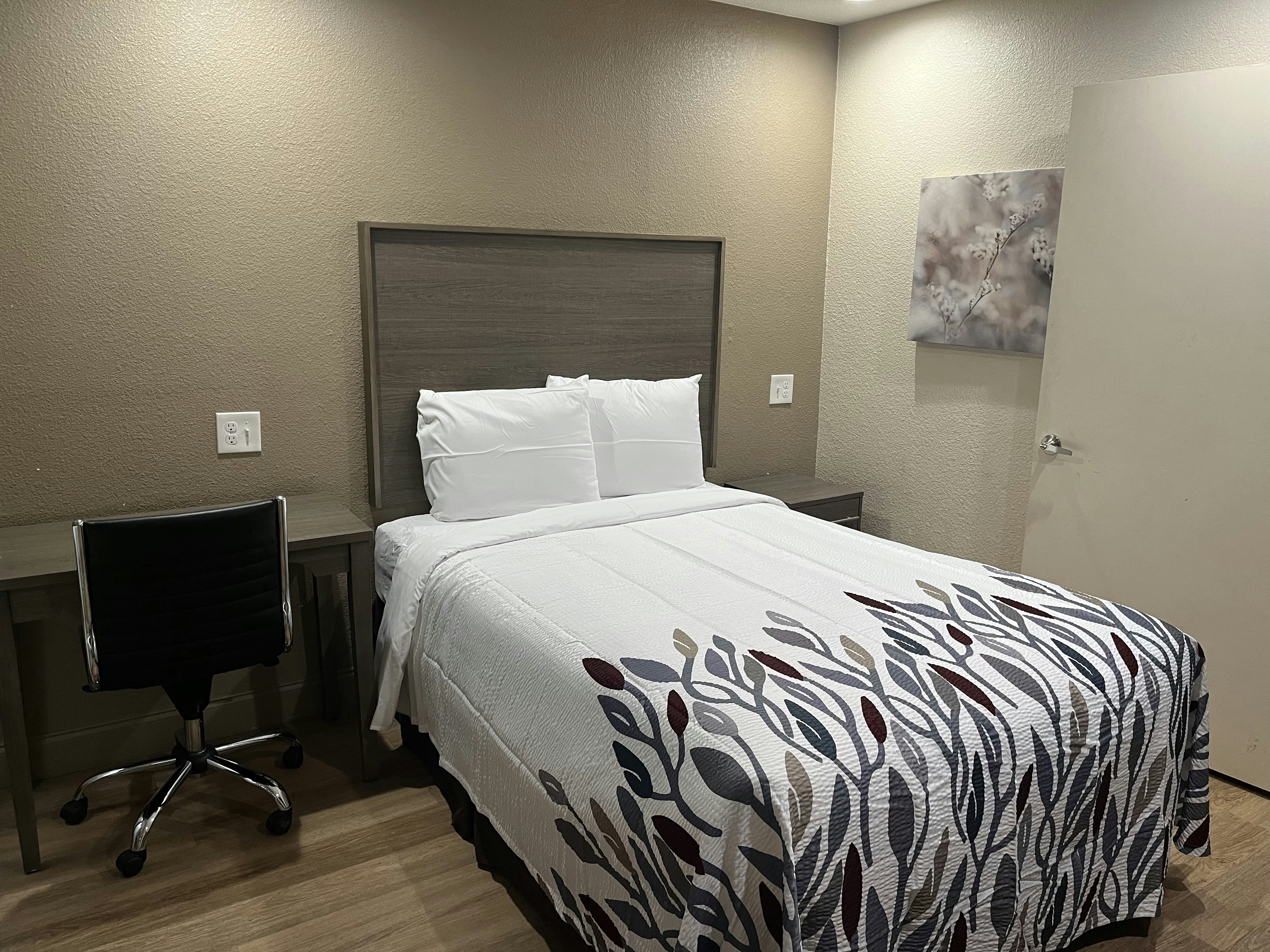 red roof inn haltom city
