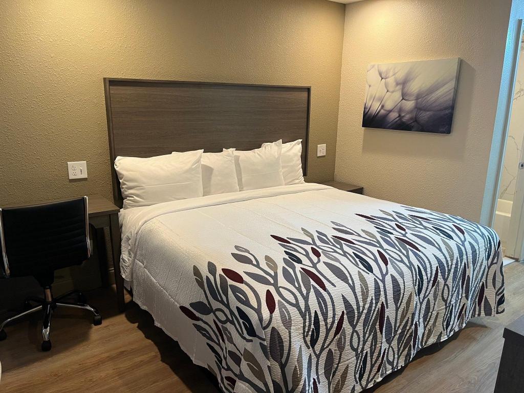 red roof inn haltom city