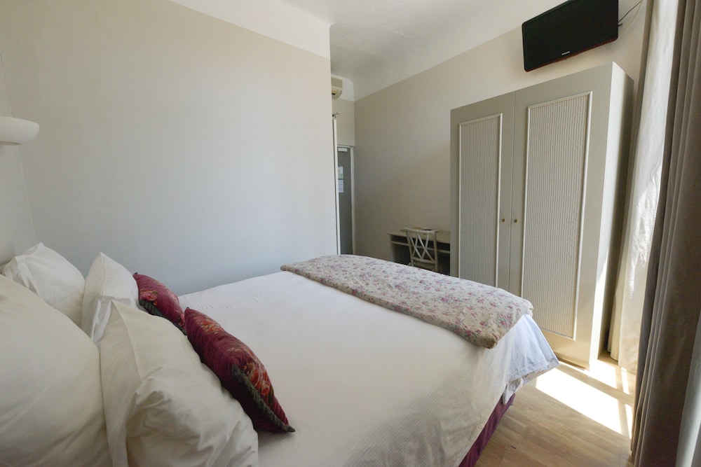 hotel restaurant la villa arena