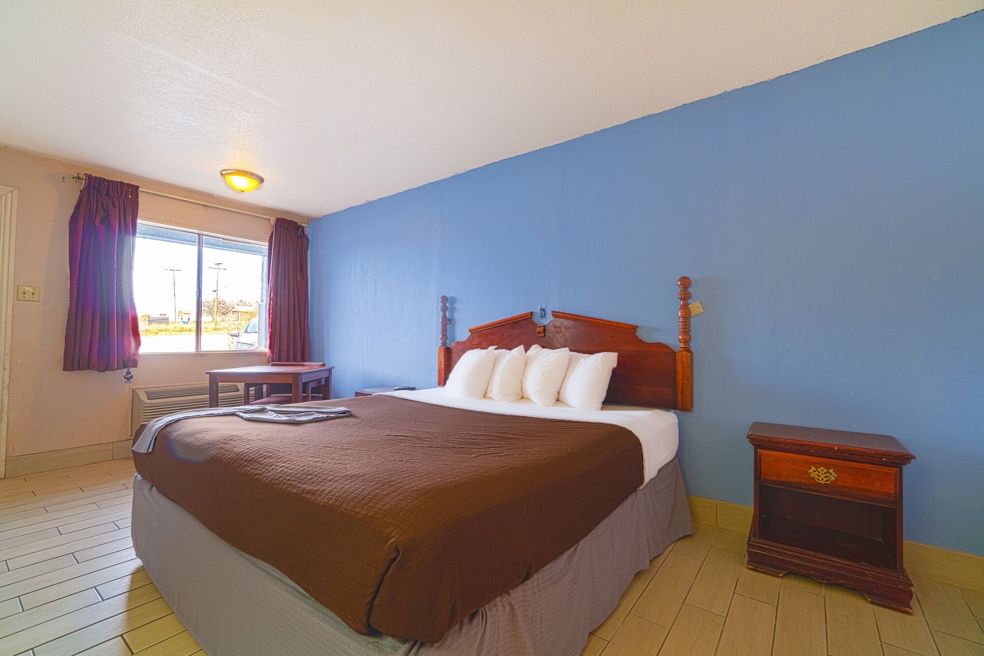 regency inn by oyo three rivers