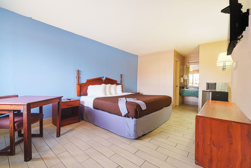 regency inn by oyo three rivers