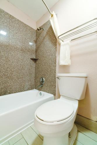 regency inn by oyo three rivers