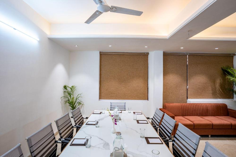 regenta place raaj agra