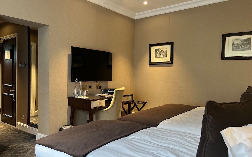 kingston upon thames