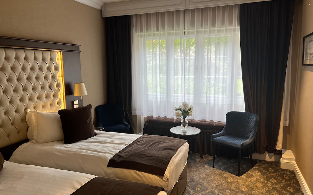 kingston upon thames