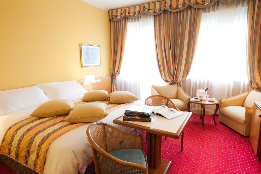 grand hotel trieste and victoria