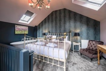 The Westleton Crown,Darsham>>Aldeburgh,3 star