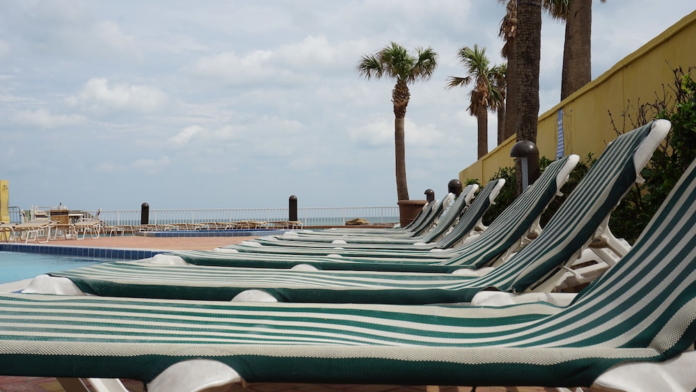 renaissance daytona beach oceanfront hotel