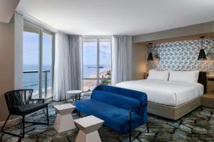 renaissance daytona beach oceanfront hotel