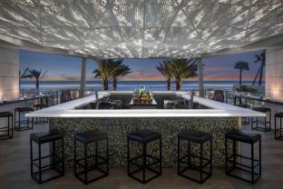 renaissance daytona beach oceanfront hotel