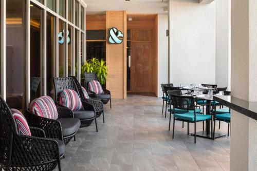renaissance daytona beach oceanfront hotel