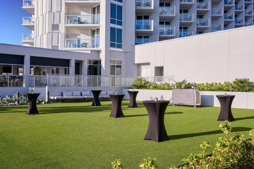 renaissance daytona beach oceanfront hotel