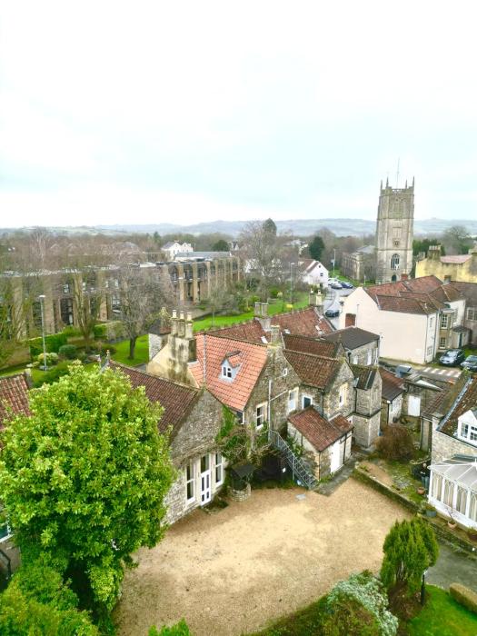 the old manor house hotel