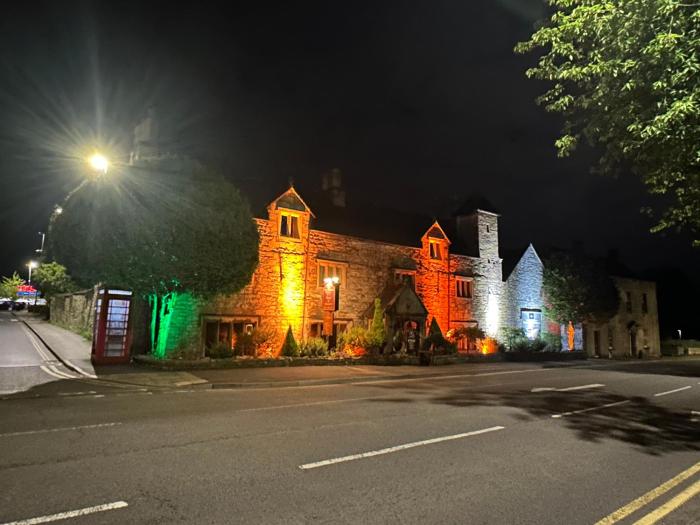 the old manor house hotel