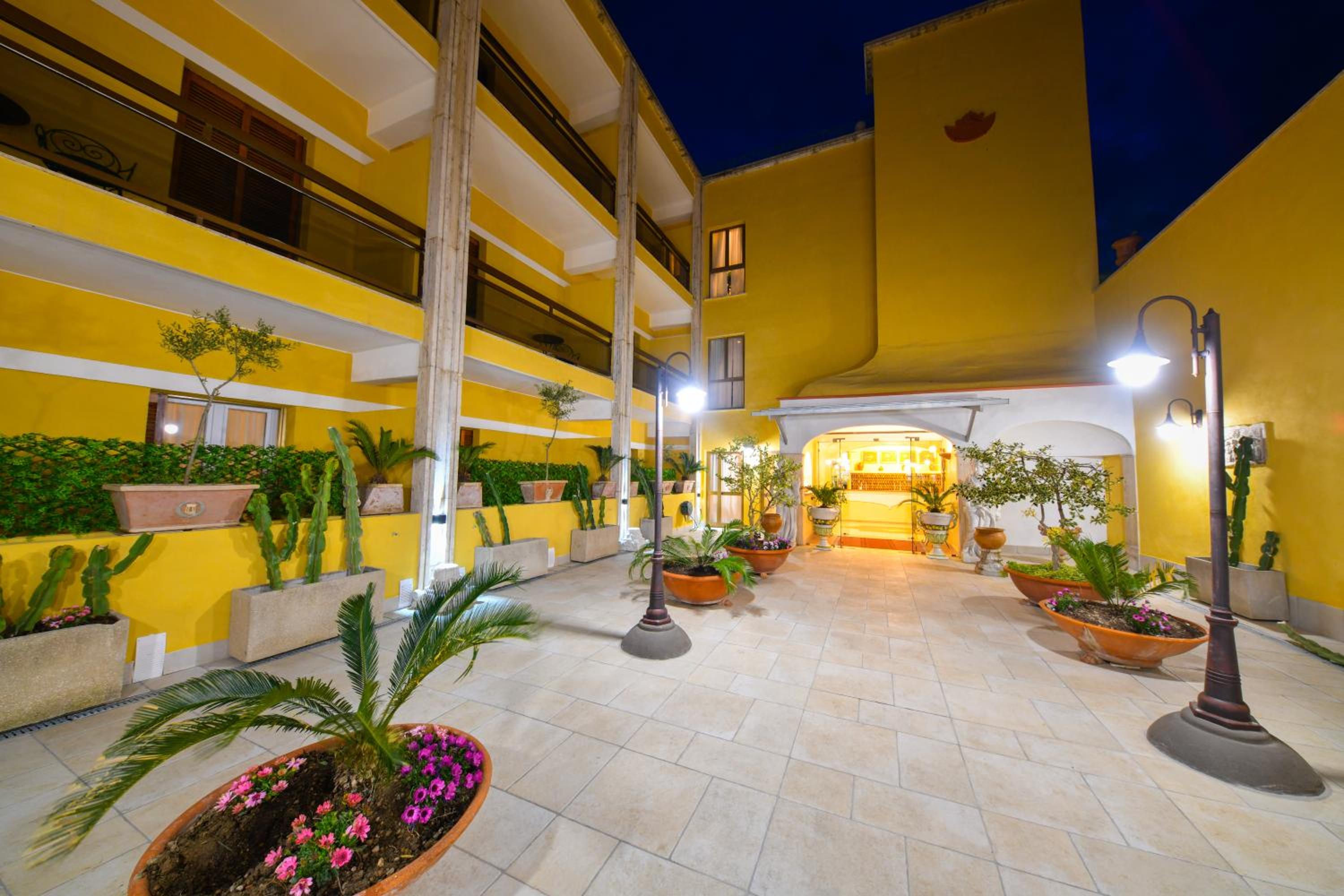 Grand Hotel Terme Di Augusto,,5 star