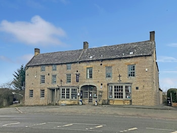 the halford bridge inn
