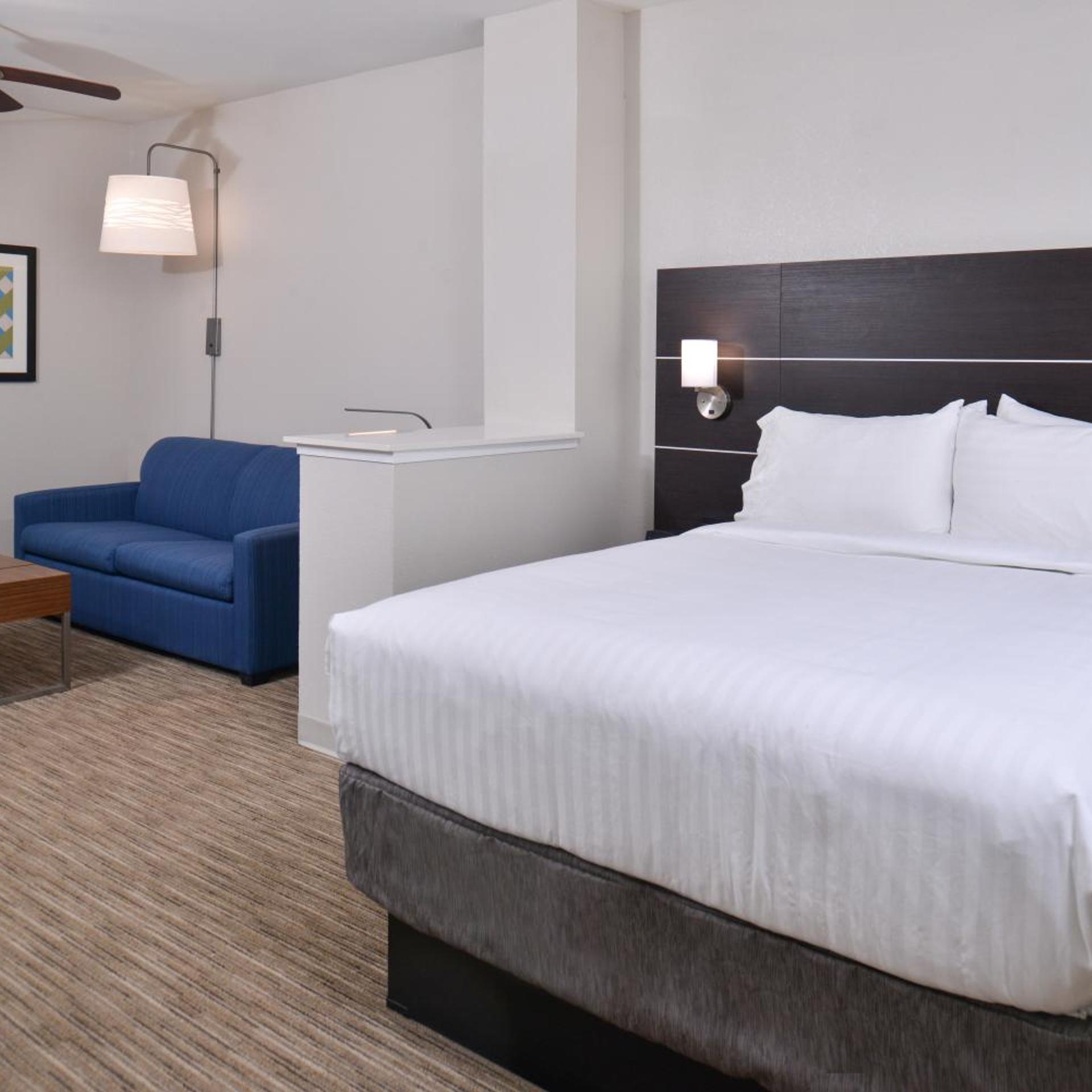 holiday inn express and suites corpus christi n padre island