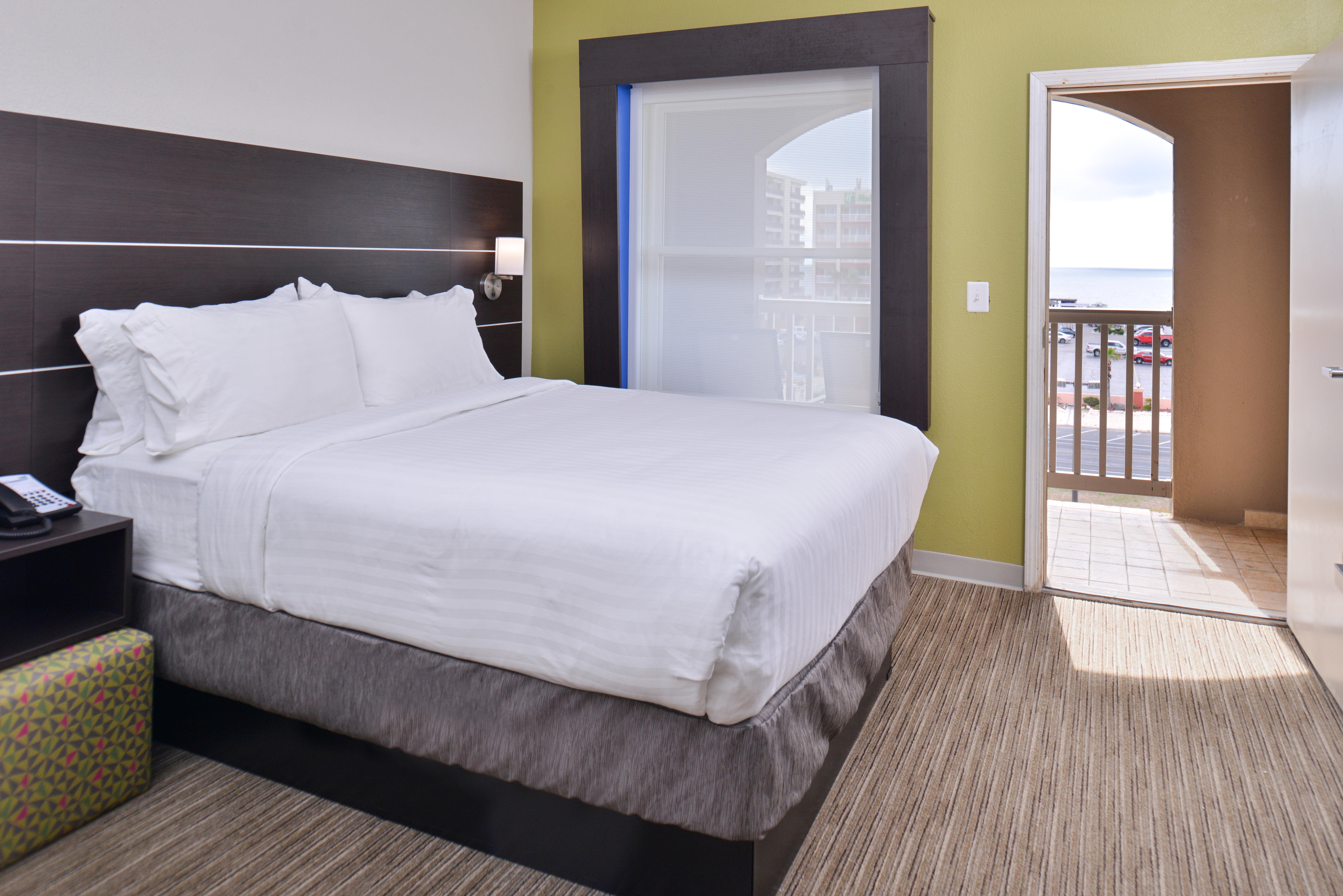 holiday inn express and suites corpus christi n padre island