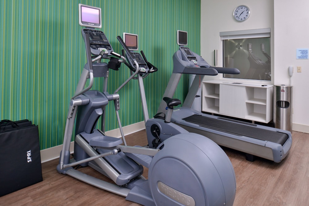 holiday inn express and suites corpus christi n padre island