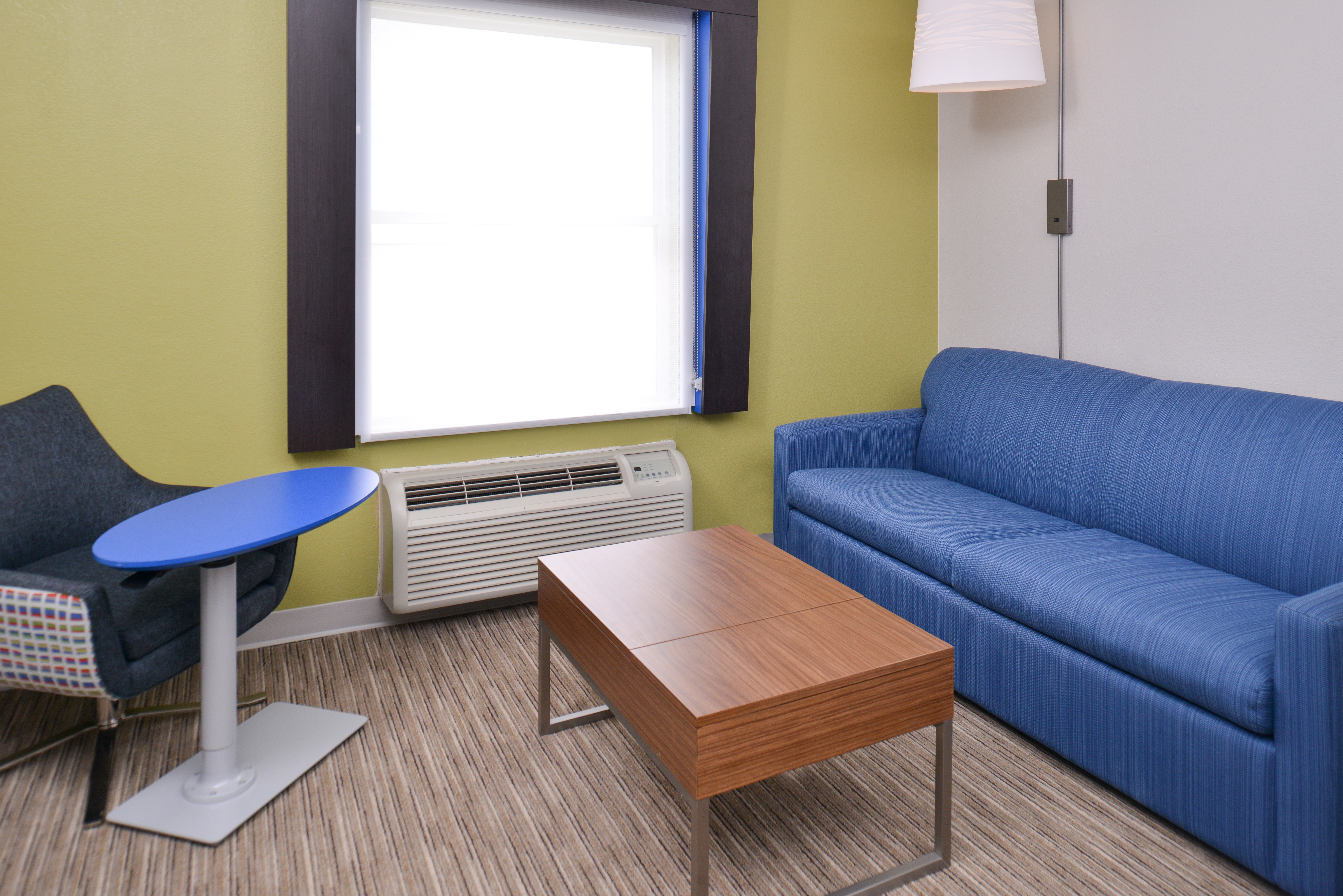 holiday inn express and suites corpus christi n padre island
