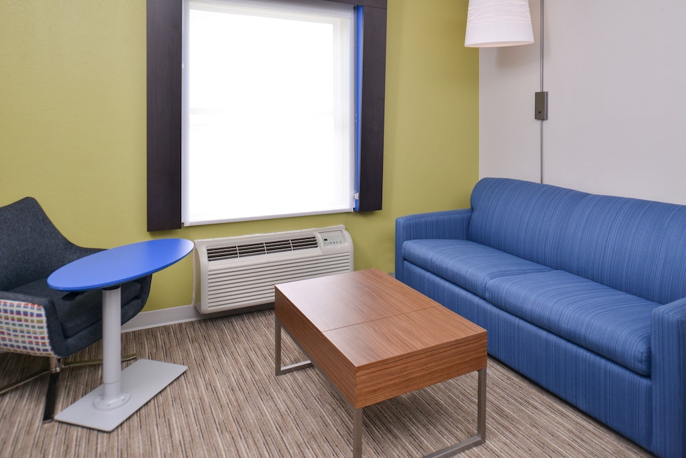 holiday inn express and suites corpus christi n padre island