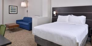 Holiday Inn Express & Suites Corpus Christi-N Padre Island,Corpus Christi>>Calallen,3 star