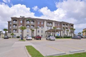Holiday Inn Express & Suites Corpus Christi-N Padre Island,Corpus Christi>>Calallen,3 star