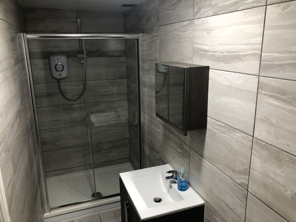 stifford clays farm hotel