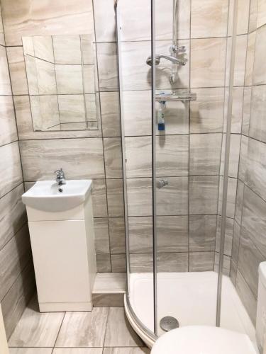 stifford clays farm hotel