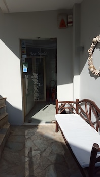 markopoulo mesogaias