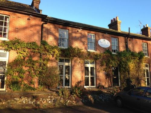 scarborough hill country inn