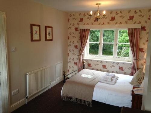 scarborough hill country inn