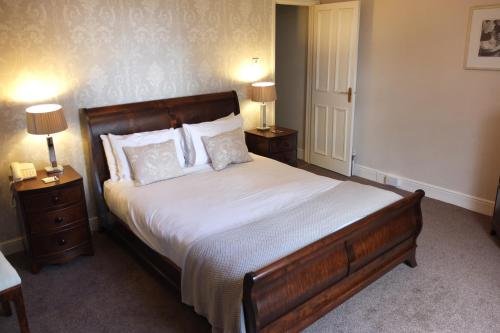 scarborough hill country inn