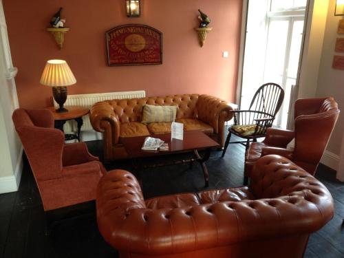 scarborough hill country inn