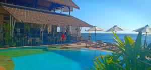 tauch terminal resort tulamben