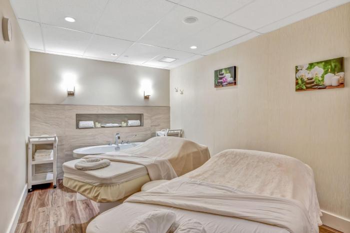 oceanfront suites at cowichan bay