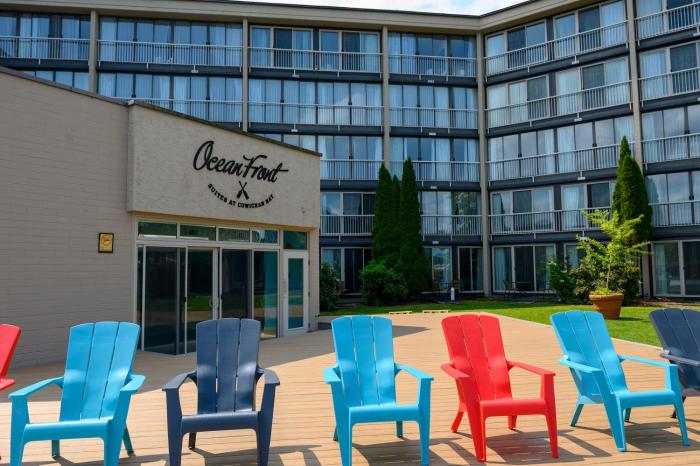 oceanfront suites at cowichan bay