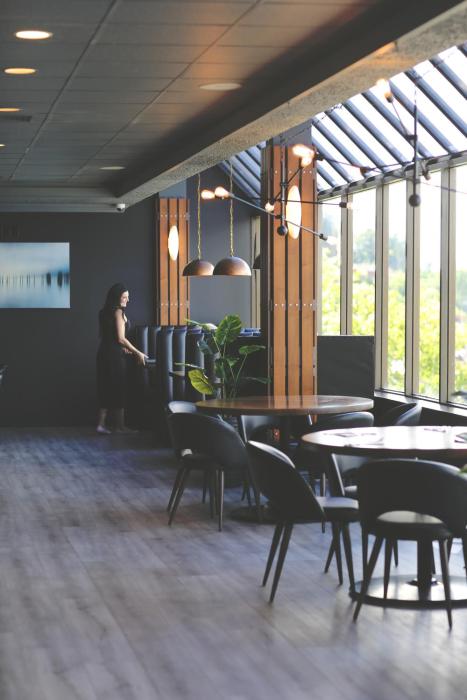 oceanfront suites at cowichan bay