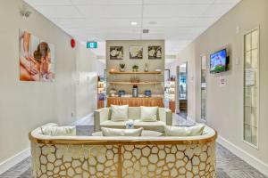 oceanfront suites at cowichan bay