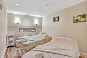 oceanfront suites at cowichan bay