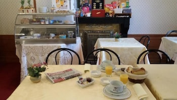 hotel le clos du montvinage