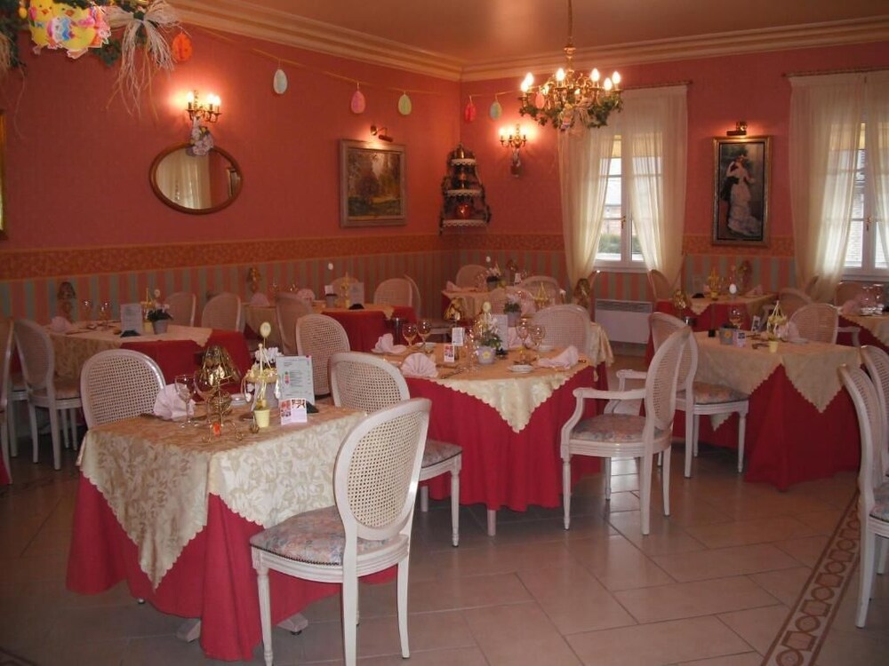 hotel le clos du montvinage